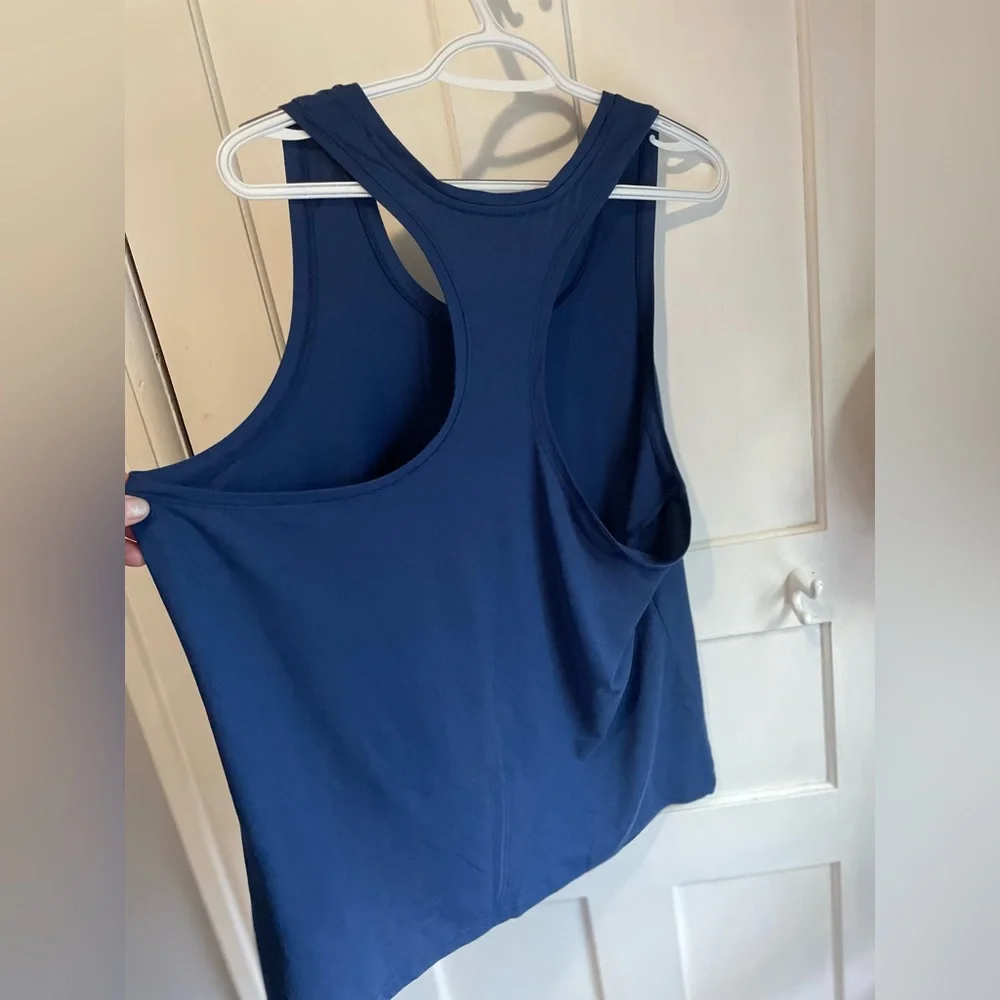 Amazon Essentials - XXL - Racerback Tank - Picture 2 of 5